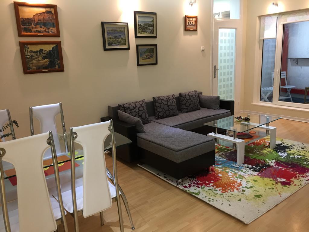 Amn Center Apartment Belgrado Exterior foto